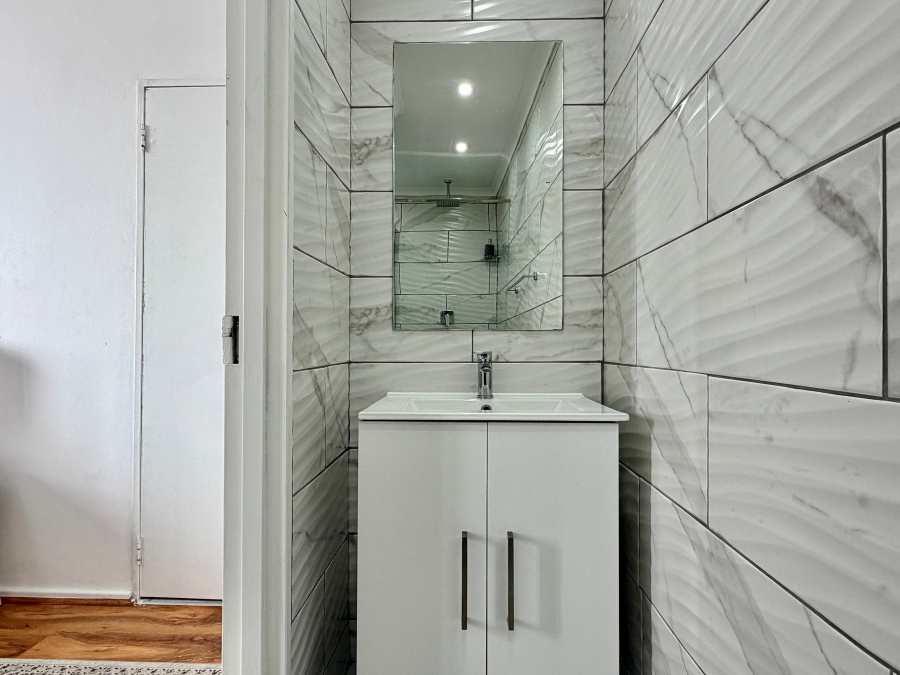 2 Bedroom Property for Sale in Cape Town City Centre Western Cape